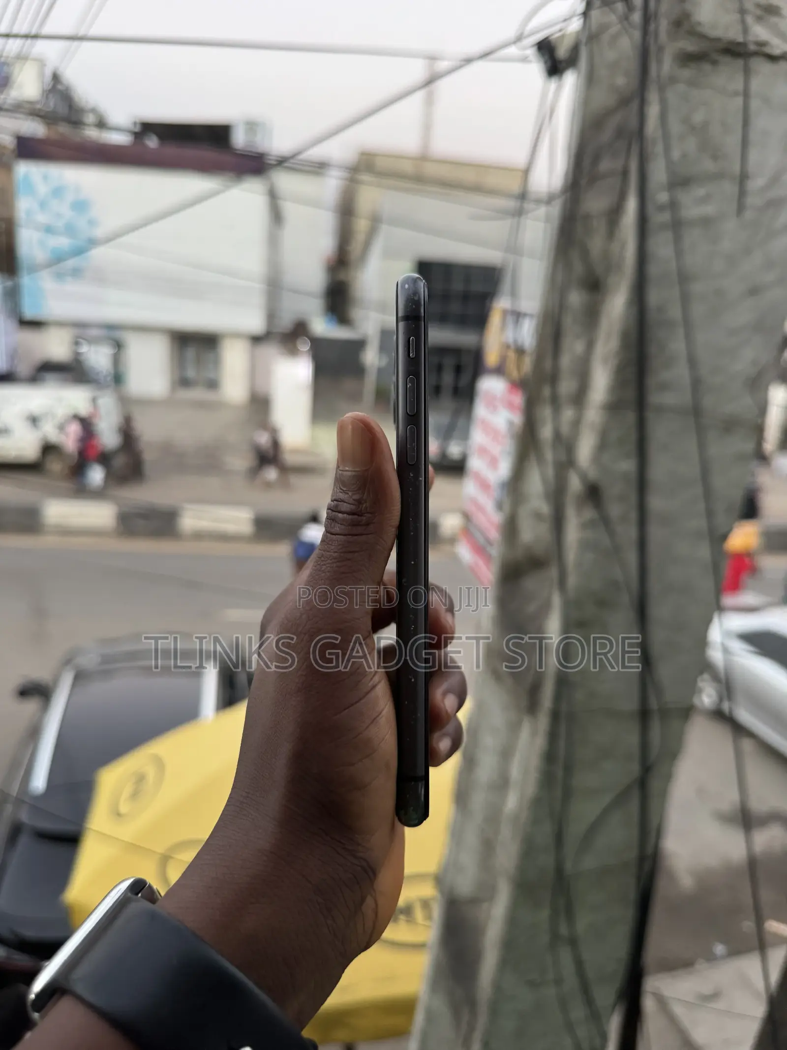 Apple iPhone 11 64 GB Black