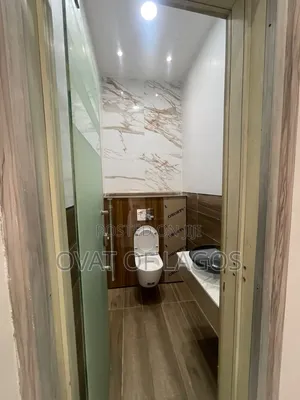 Furnished 2bdrm Apartment in Lekki Phase 1 for rent