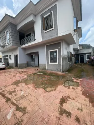 2bdrm Block of Flats in Veslora, Dutse-Alhaji for rent