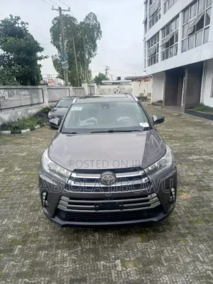 Toyota Highlander Limited Platinum 4x4 V6 (3.5L 6cyl 8A) 2018 Gray