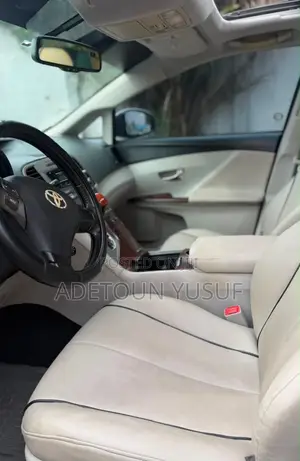 Toyota Venza Limited 2011 White