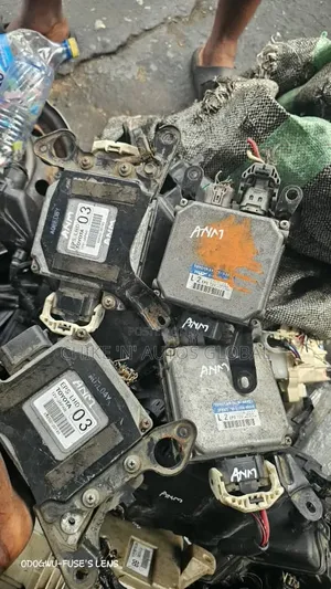 Tukubo Steering Control Toyota Corolla Vassle Lexus IS250 2008 2012