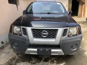 Nissan Xterra X 4dr SUV (4.0L 6cyl 5A) 2015 Black