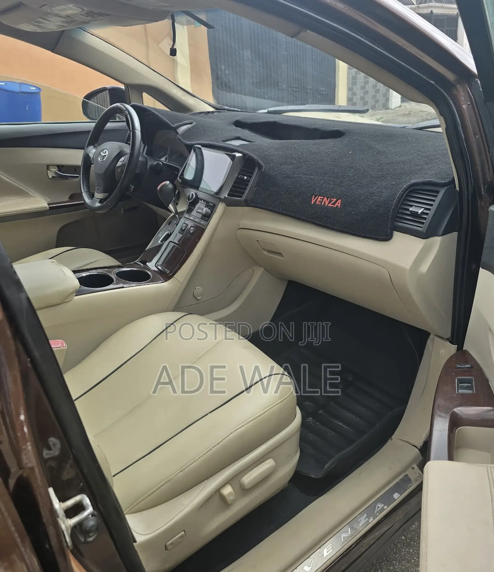 Toyota Venza V6 2010 Brown