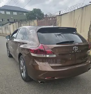 Toyota Venza V6 2010 Brown