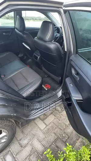 Toyota Camry 2017 Gray