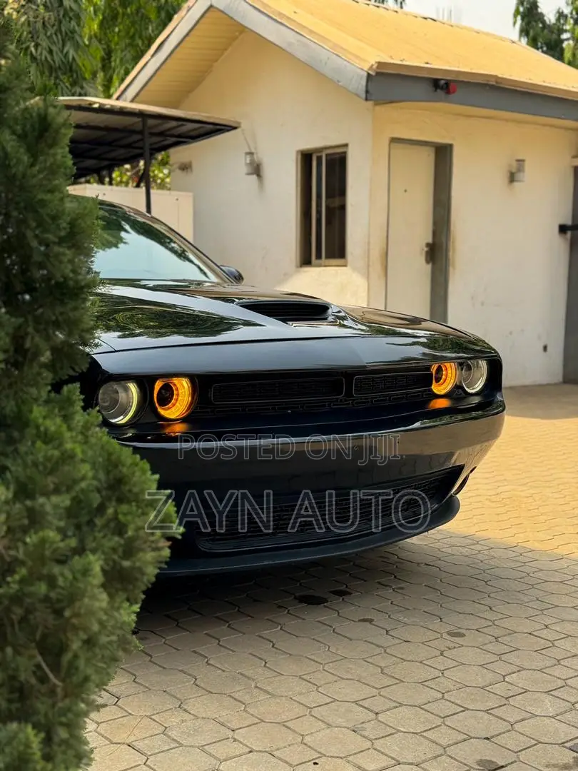 Dodge Challenger 2020 Black