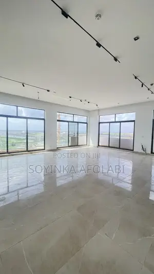 4bdrm Penthouse in Periwinkle Estate, Ikate for sale