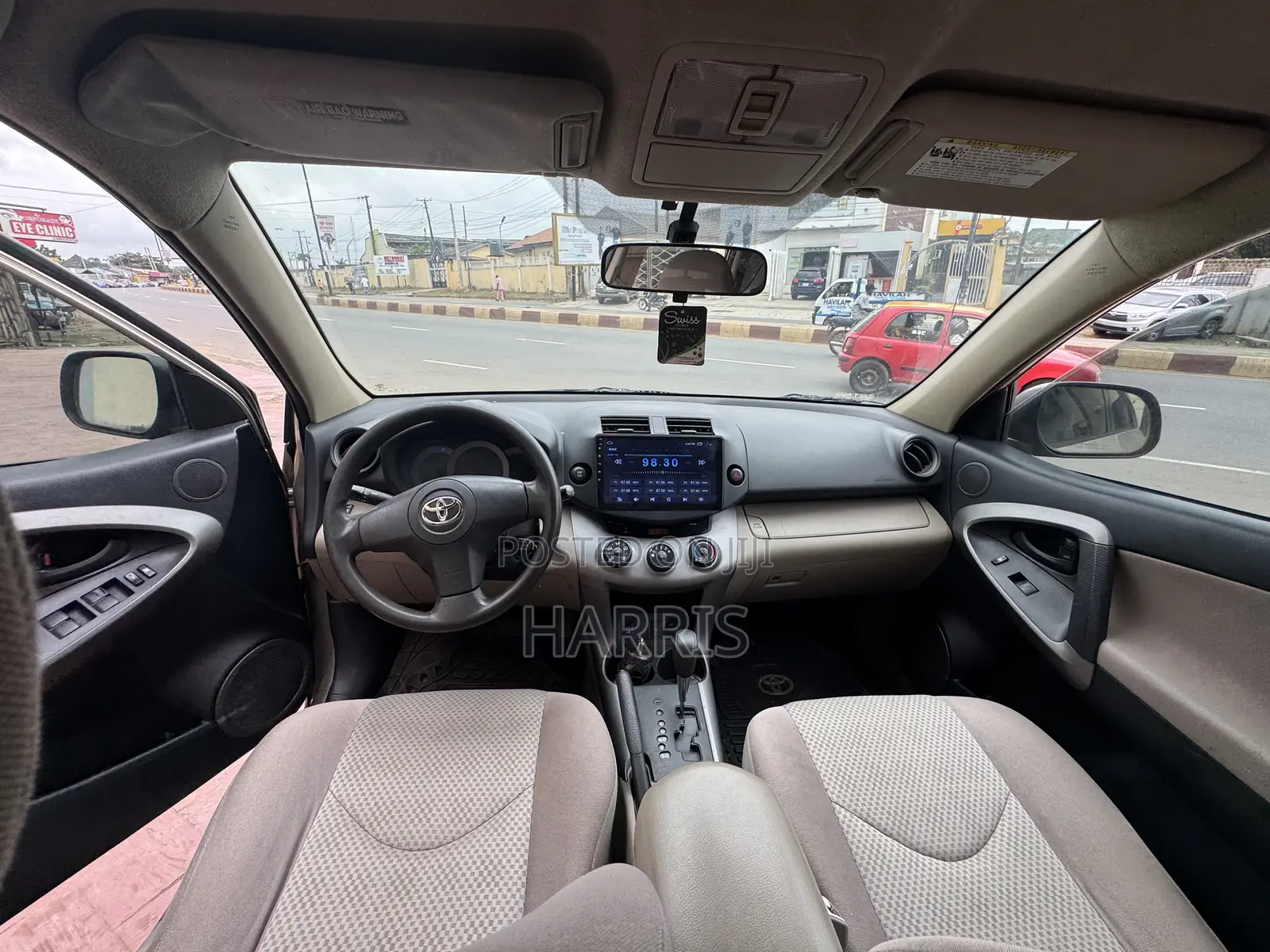 Toyota RAV4 2011 Gold