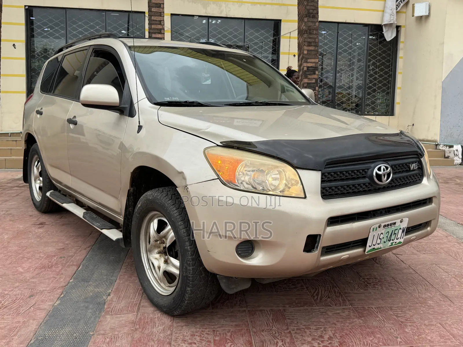 Toyota RAV4 2011 Gold