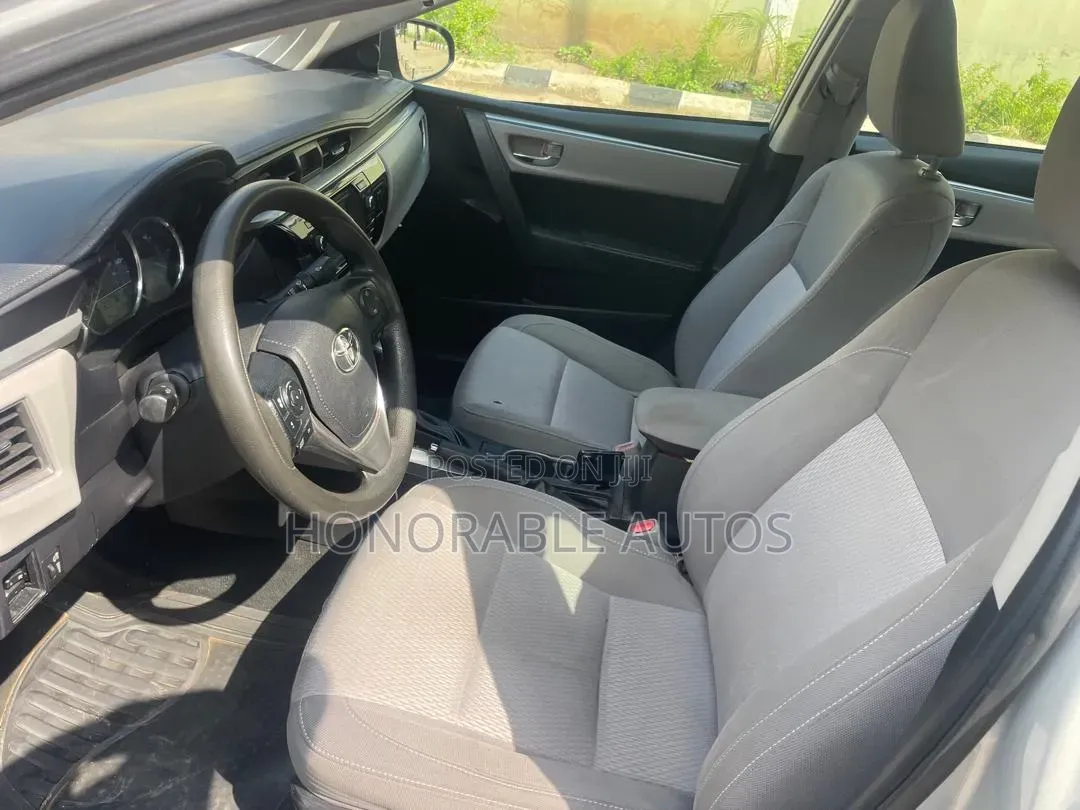 Toyota Corolla 2014 Silver
