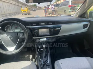 Toyota Corolla 2014 Silver