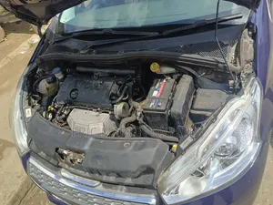 Peugeot 2008 2014 Blue