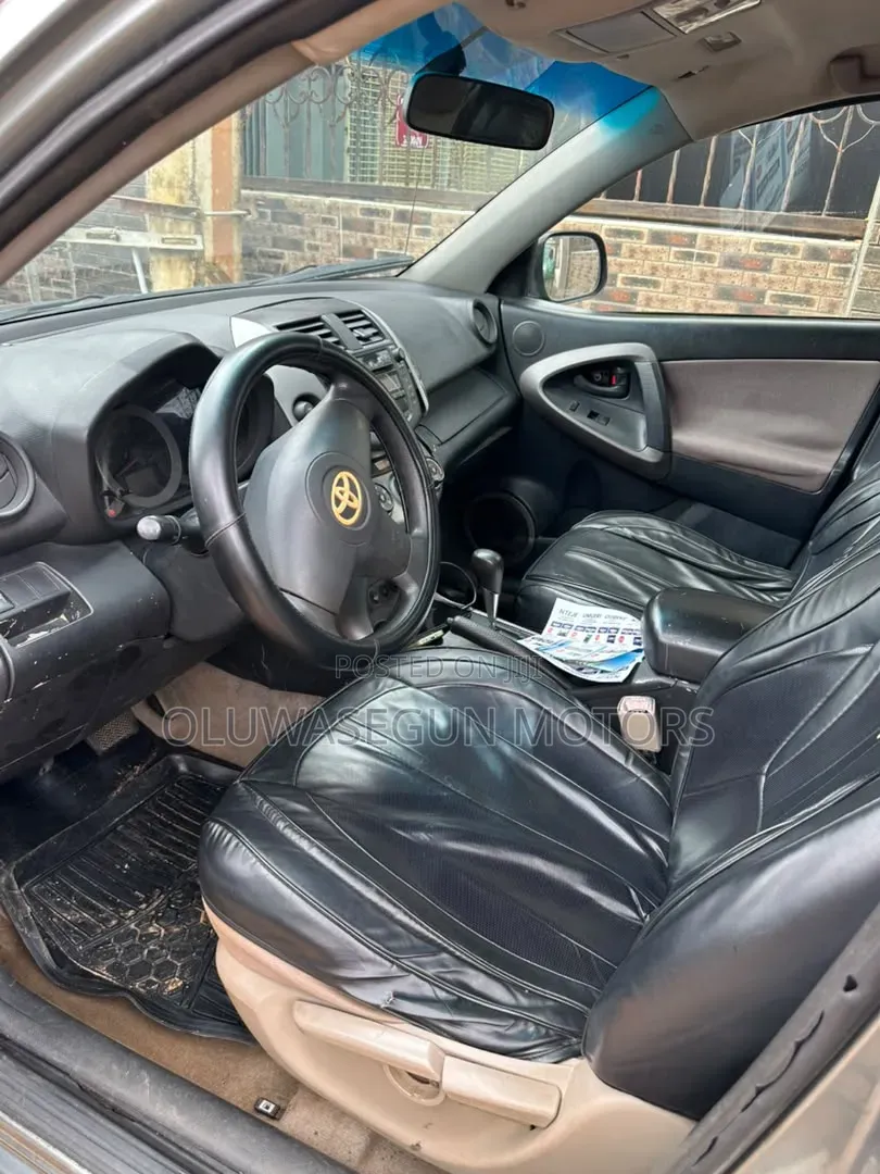 Toyota RAV4 2008 Green