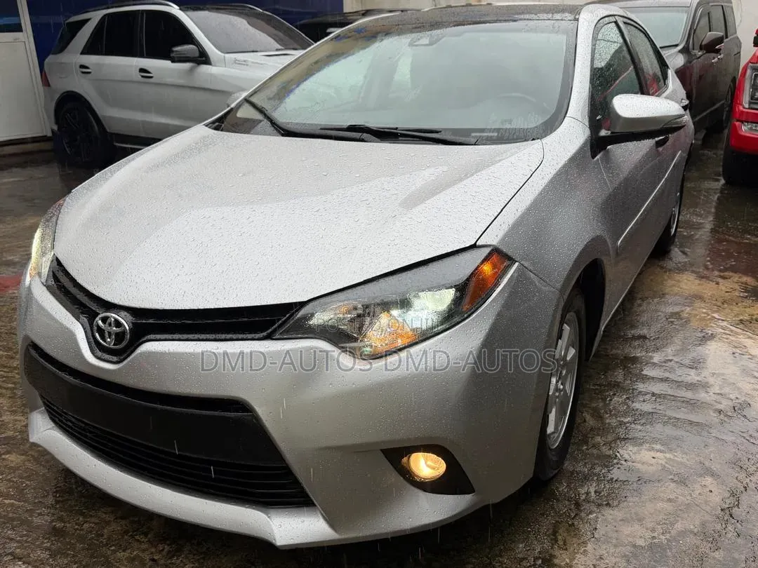 Toyota Corolla 2016 Silver