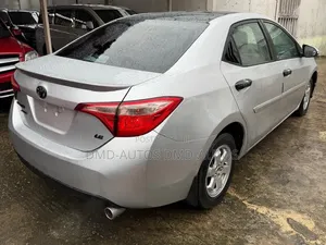Toyota Corolla 2016 Silver