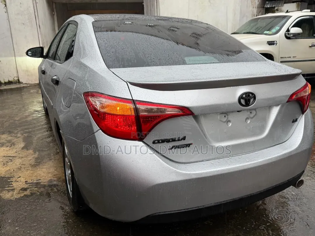 Toyota Corolla 2016 Silver