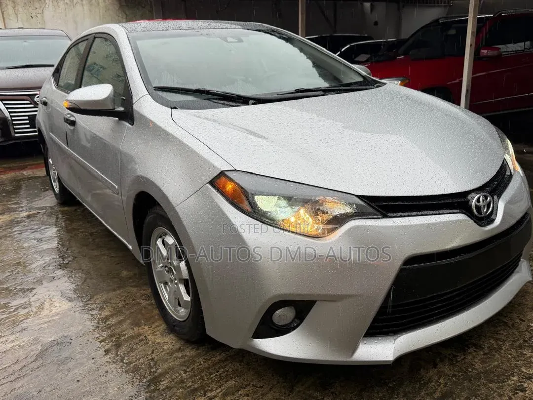 Toyota Corolla 2016 Silver