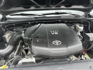 Toyota Tacoma Double Cab V6 2011 Gray