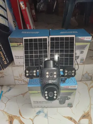 Intelligent Solar Powered 4lens PTZ Hieasy Camera Double Parnel