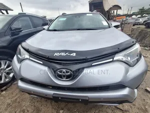 Toyota RAV4 2018 Silver