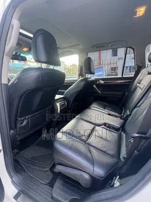 Lexus GX 460 Base 2015 White