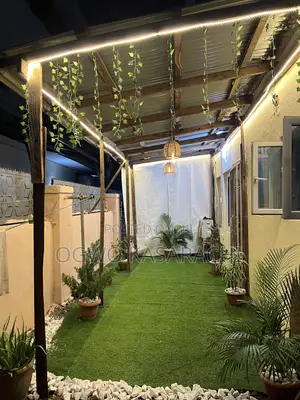 Serviced Apartment