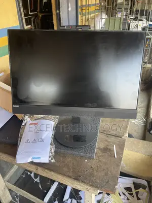 New Lenovo ThinkCentre M810z AIO 16GB Intel Core i5 SSD 512GB