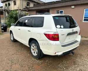 Toyota Highlander 2009 White