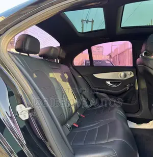 Mercedes-Benz C400 2016 Black