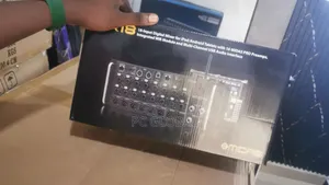 Mr 18 Digital Mixer Midias
