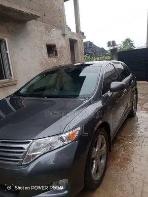 Toyota Venza 2011 Gray