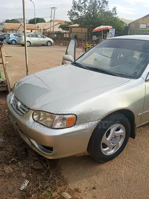 Toyota Corolla 2002 Gold