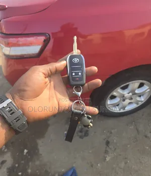 Toyota Camry 2009 Red