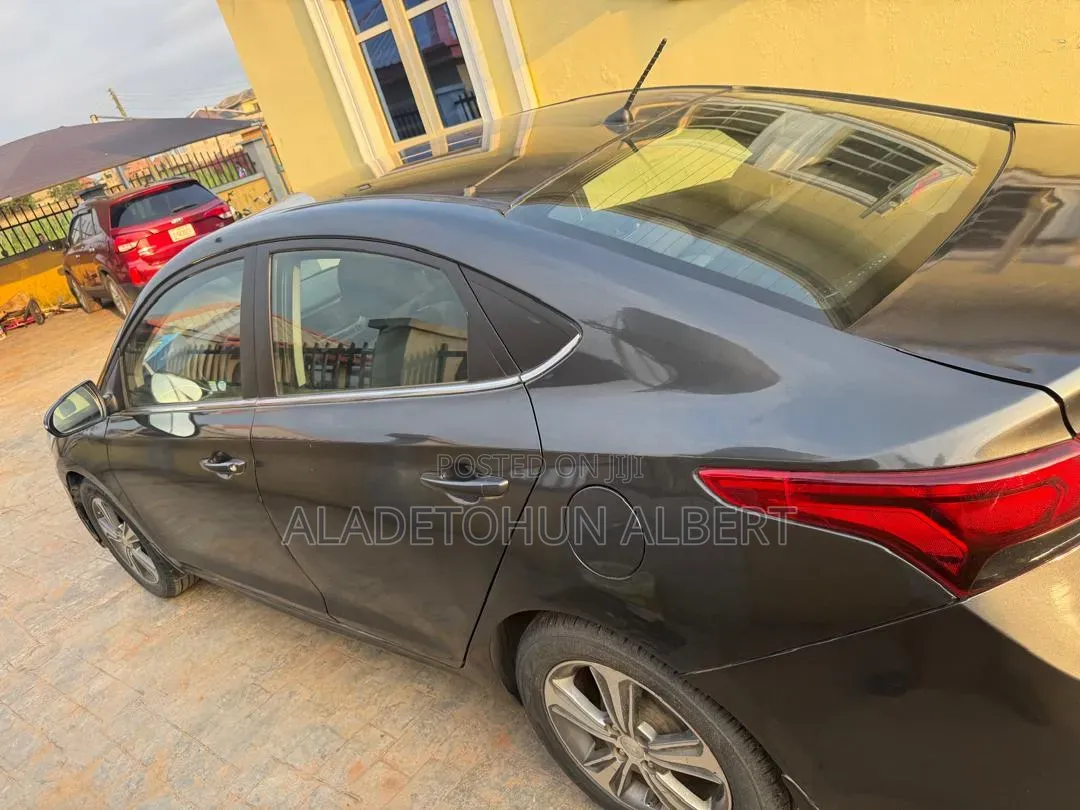 Hyundai Accent 2019 Gray