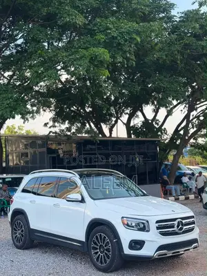 Mercedes-Benz GLB-Class 2020 White