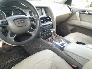 Audi Q7 2007 White