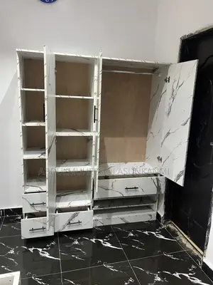 5ft by 6ft Marble Color Closet