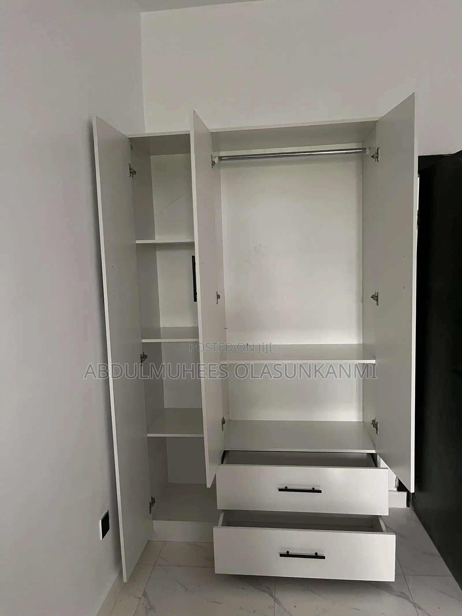 4ft by 7ft Closet