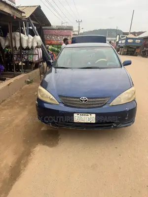 Toyota Camry 2005 Blue