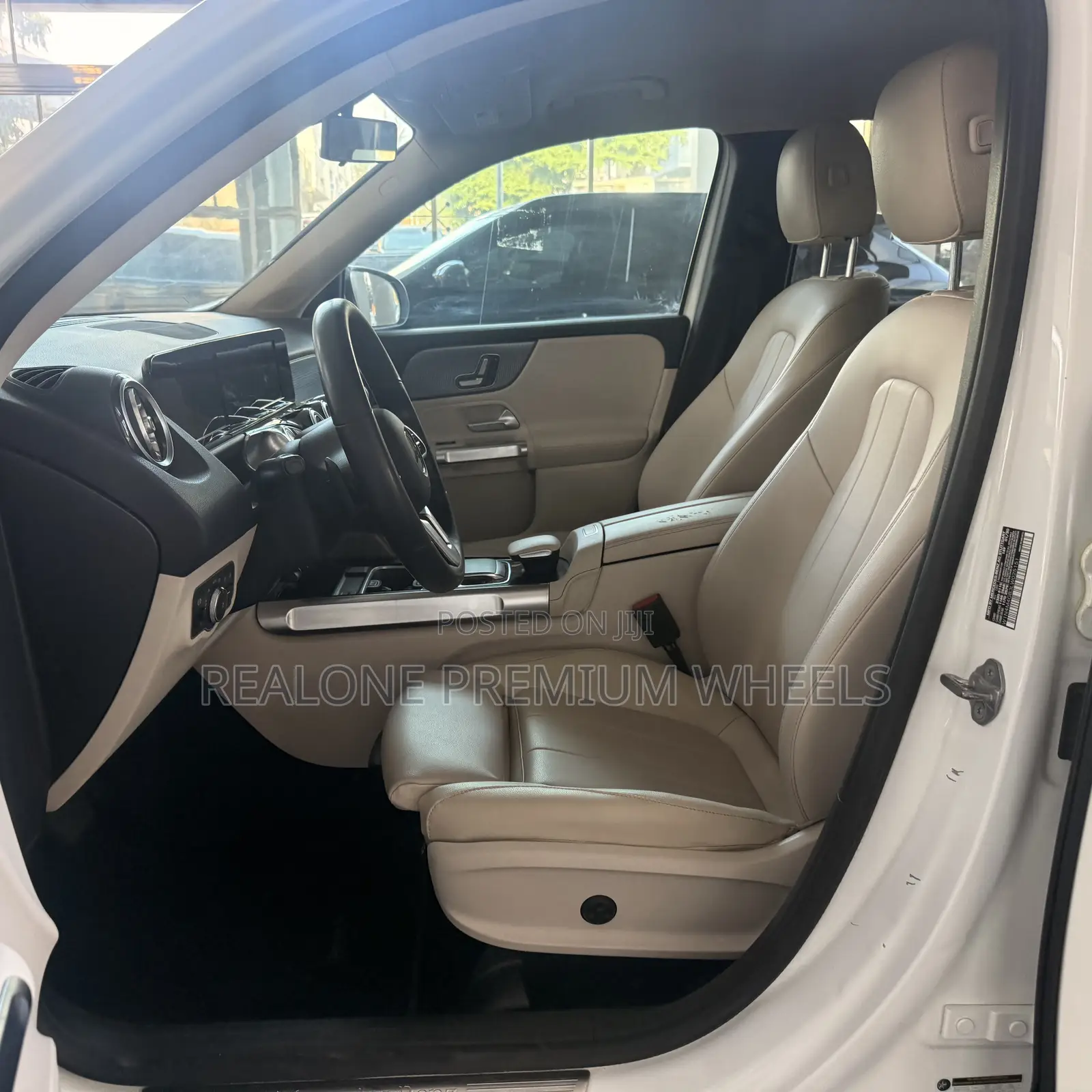 Mercedes-Benz GLB-Class GLB 250 4MATIC 2020 White
