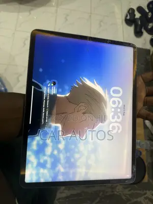 Apple iPad Pro 12.9 (2021) 128 GB Gray