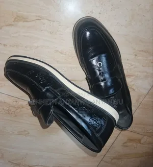 Quality Fairly Used Shoes