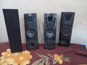 SPEAKERS in Good Condition