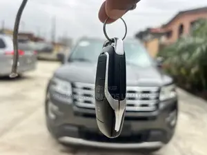 Ford Explorer XLT 4dr 4x4 (2.3L 4cyl 6A) 2017 Gray