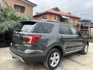 Ford Explorer XLT 4dr 4x4 (2.3L 4cyl 6A) 2017 Gray