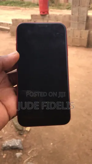 Apple iPhone XR 128 GB Red