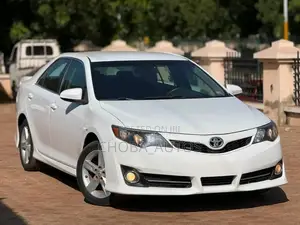 Toyota Camry 2012 White