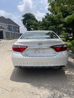 Toyota Camry XSE 4dr Sedan (2.5L 4cyl 6A) 2015 White
