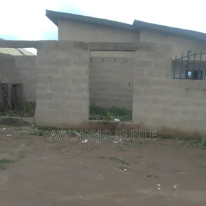 Furnished 2bdrm Apartment in Ikirun for sale